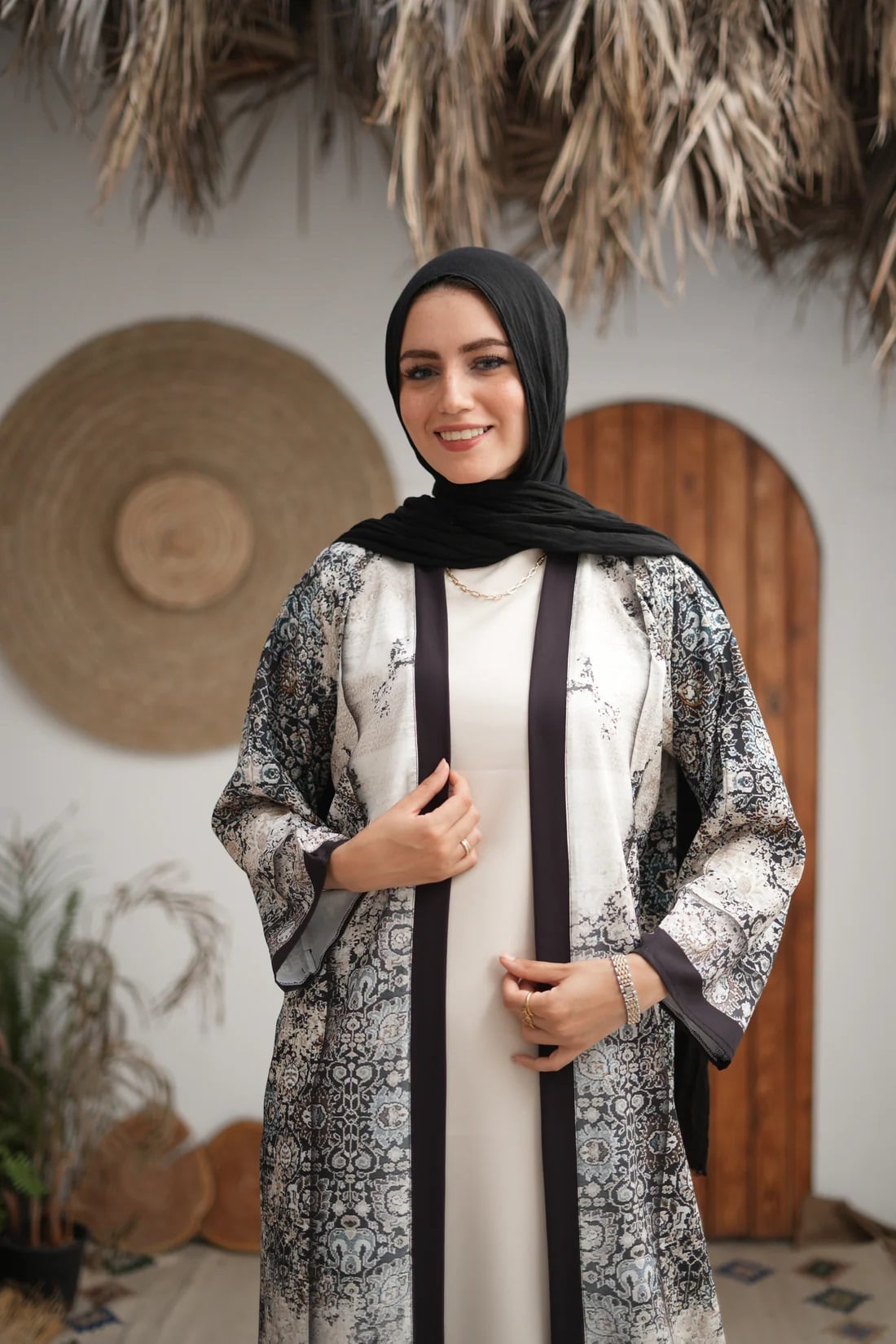 طاولة عصري 92